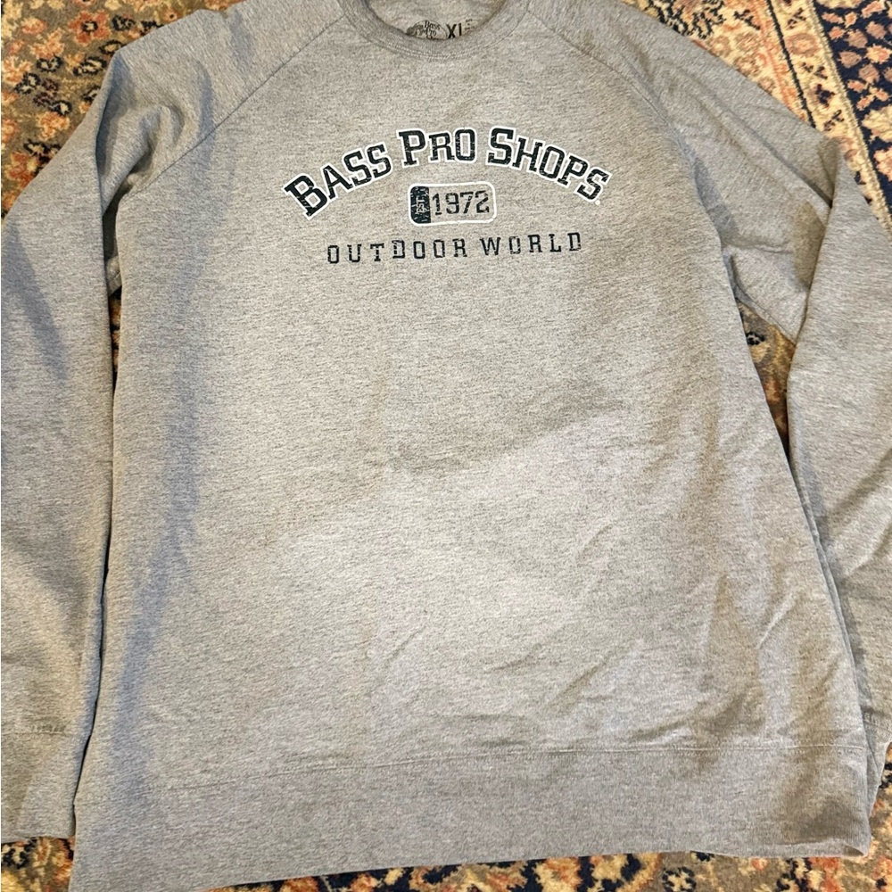 Bass Pro Shops Heather Gray Crewneck Sweater